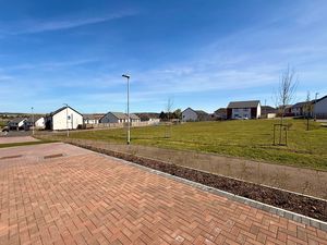 Photo 27- click for photo gallery